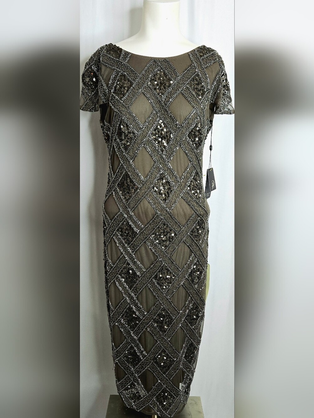 Adrianna Papell Lead Gray Beaded Sequin Wedding Guest Art Deco Dress Size 6 NWT‎